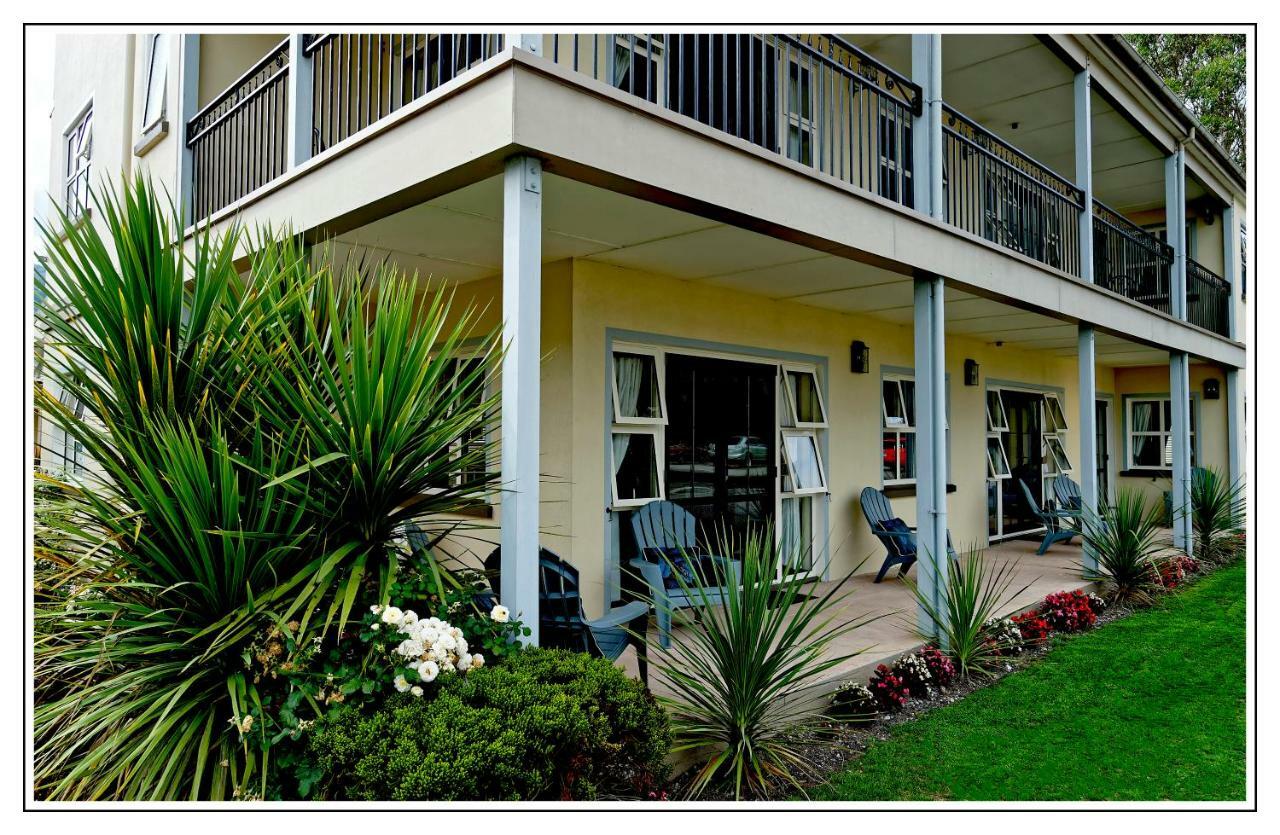 Lantern Court Motel Рийфтън Екстериор снимка